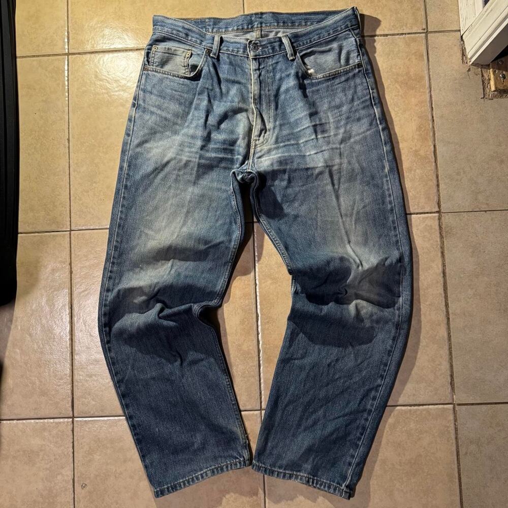 Vintage y2k levis 550 blue denim jeans size 36 in mens